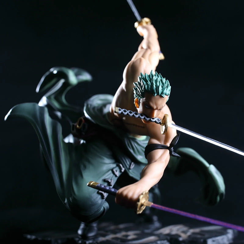 <b>BONECO RORONOA ZORO 10cm</b>