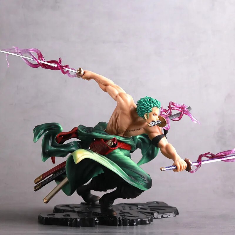 <b>BONECO RORONOA ZORO 10cm</b>